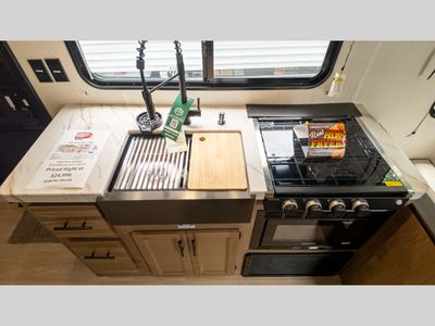 2025 Forest River RV Cherokee Grey Wolf - Photo 21