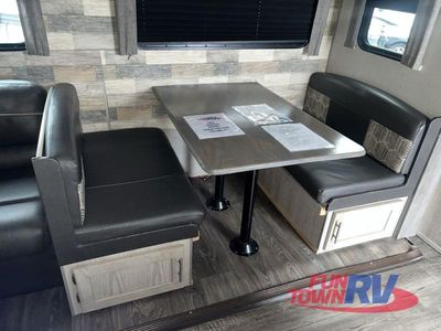 2022 Coachmen RV Catalina - Photo 25