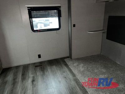 2022 Coachmen RV Catalina - Photo 40