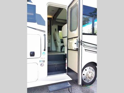 2023 Coachmen RV Mirada - Photo 14