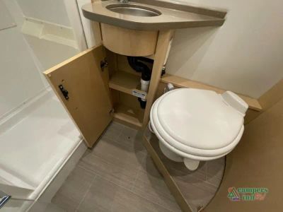 2020 Leisure Travel Vans Serenity - Photo 24