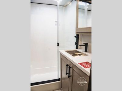 2026 Grand Design Influence - Photo 43