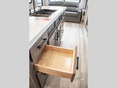 2026 Grand Design Influence - Photo 32