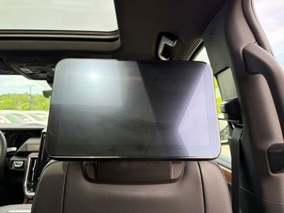 2025 GMC Yukon - Photo 37