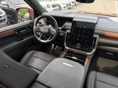2025 GMC Yukon - Photo 39