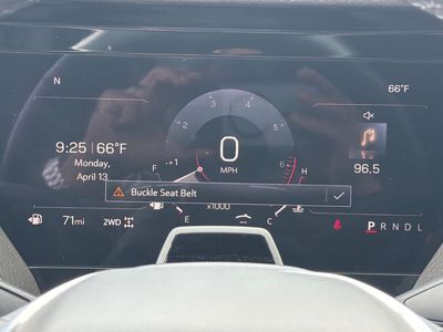 2025 GMC Yukon - Photo 24