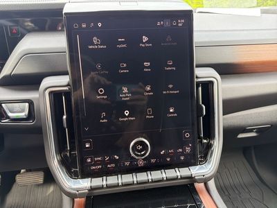 2025 GMC Yukon - Photo 6