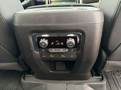 2025 GMC Yukon - Photo 38