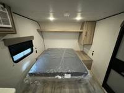 2025 Keystone Keystone RV Coleman — photo 8 view