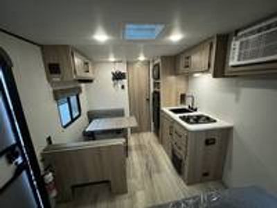 2025 Keystone Keystone RV Coleman — photo 7 view