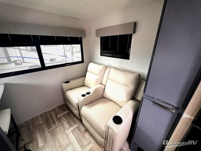 2025 Prime Time Tracer - Photo 11