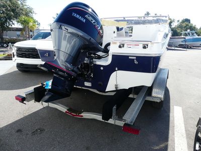 2026 Hurricane SunDeck 217 OB - Photo 3