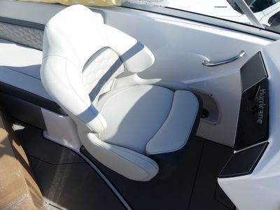 2026 Hurricane SunDeck 217 OB - Photo 8