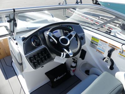 2026 Hurricane SunDeck 217 OB - Photo 5