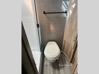2022 Winnebago Industries Towables Micro Minnie - Photo 13