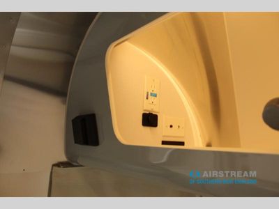 2024 Airstream International - Photo 42