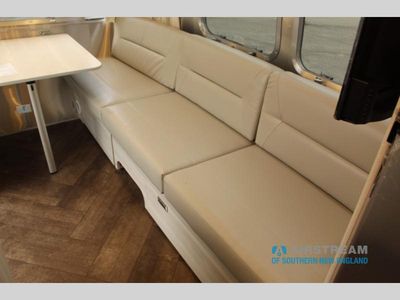 2024 Airstream International - Photo 39