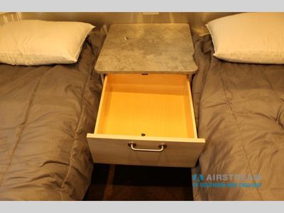 2024 Airstream International - Photo 15