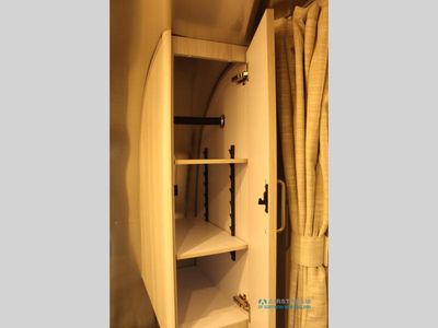 2024 Airstream International - Photo 16
