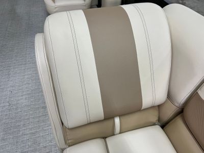 2022 COACH 243 RFC 3-SERIES TRITOON - Photo 9