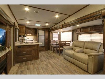 2017 Keystone RV Cougar X-Lite - Photo 1