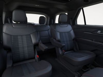 2026 Ford Explorer — photo 12 view