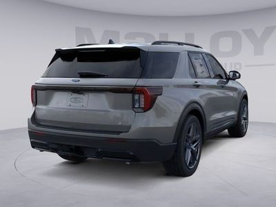2026 Ford Explorer — photo 21 view