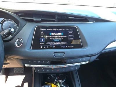 2023 Cadillac XT4 — photo 17 view