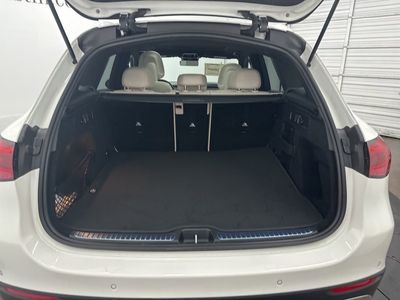 2026 Mercedes-Benz GLC — photo 60 view