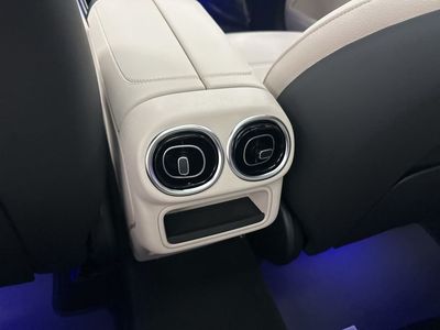 2026 Mercedes-Benz GLC — photo 23 view