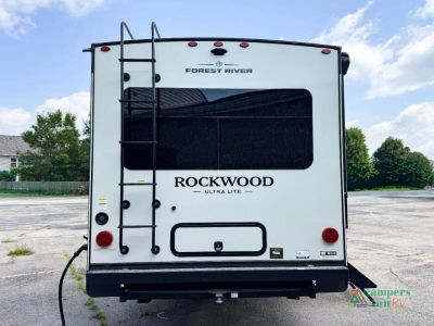 2027 Forest River RV Rockwood Ultra Lite — photo 9 view