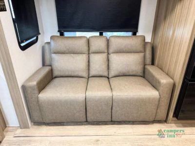 2027 Forest River RV Rockwood Ultra Lite — photo 39 view