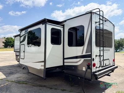 2027 Forest River RV Rockwood Ultra Lite — photo 8 view