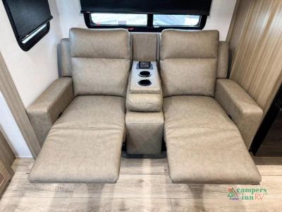 2027 Forest River RV Rockwood Ultra Lite — photo 41 view