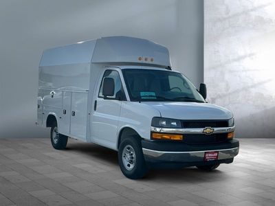 2025 Chevrolet Express Commercial Cutaway - Photo 1
