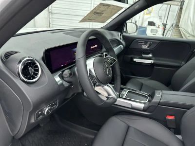 2026 Mercedes-Benz GLB — photo 40 view