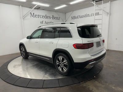 2026 Mercedes-Benz GLB — detail view