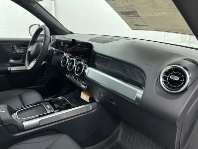 2026 Mercedes-Benz GLB — photo 57 view