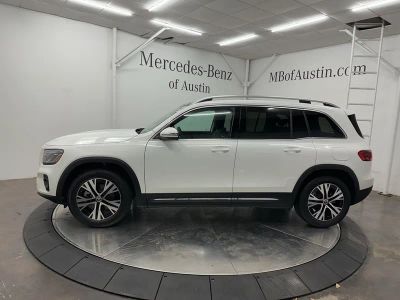 2026 Mercedes-Benz GLB — interior view