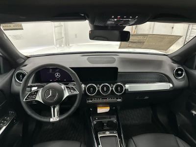 2026 Mercedes-Benz GLB — photo 21 view