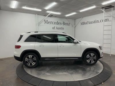2026 Mercedes-Benz GLB — photo 8 view