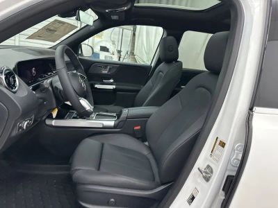 2026 Mercedes-Benz GLB — photo 50 view