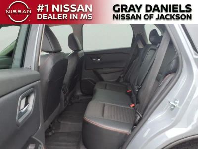 2025 Nissan Rogue - Photo 25