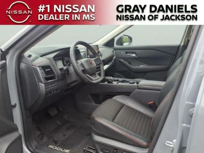 2025 Nissan Rogue - Photo 24
