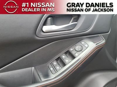 2025 Nissan Rogue - Photo 12