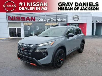 2025 Nissan Rogue - Photo 3