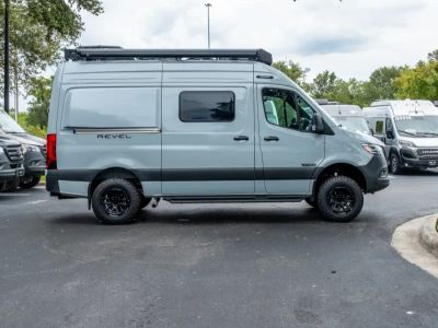 2026 Winnebago REVEL - Photo 16