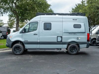 2026 Winnebago REVEL - Photo 15