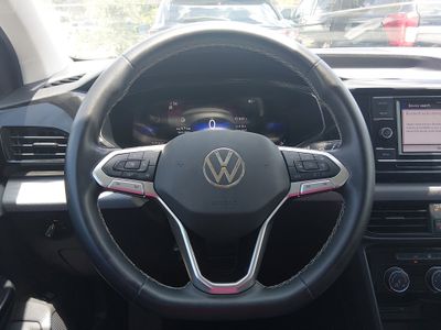2024 Volkswagen Taos - Photo 12