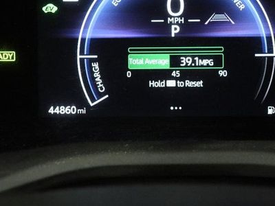 2025 Toyota Camry FWD - Photo 38